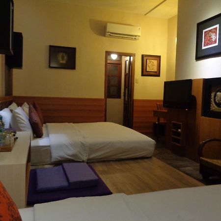 Dhanesvara Holistic Unique Homestay Wonotjolo Eksteriør bilde
